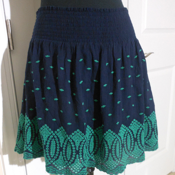 J CREW Embroidered Gauze Eyelet Mini Skirt M NWT - Picture 2 of 5
